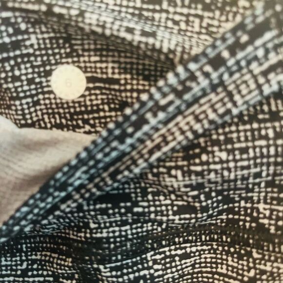 Lululemon Athletica Black and White Leggings High Waist Performance - Picture 5 of 9